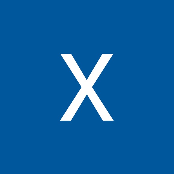 xav_holl